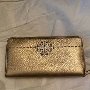 Tory Burch McGraw Metsllic zip wallet - gold